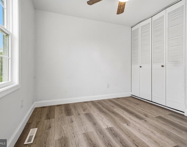 6301 Linus Drive - Photo Thumbnail 24