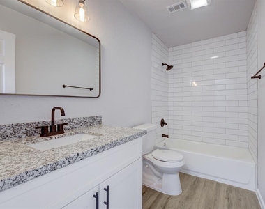 5209 Purple Sage Dr - Photo Thumbnail 9
