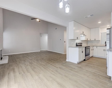 5209 Purple Sage Dr - Photo Thumbnail 3