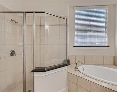 3822 Remington Rd - Photo Thumbnail 18