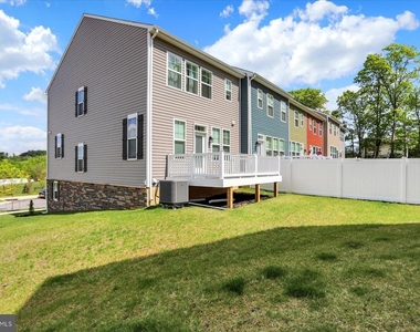 11301 Carobel Court - Photo Thumbnail 30