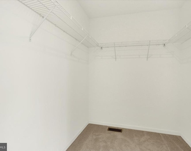 11301 Carobel Court - Photo Thumbnail 21