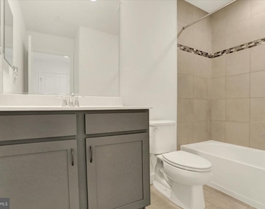 11301 Carobel Court - Photo Thumbnail 27