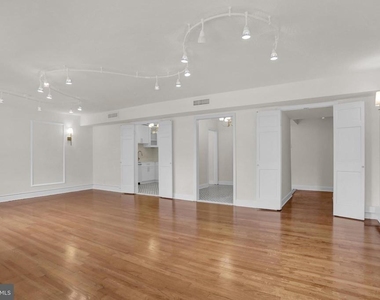 1101 Saint Paul Street - Photo Thumbnail 14