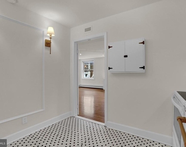 1101 Saint Paul Street - Photo Thumbnail 7