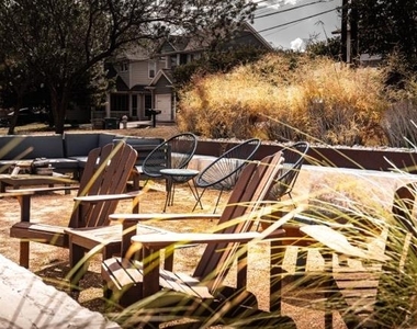 2505 Thornton Rd - Photo Thumbnail 16