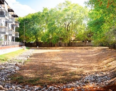 2505 Thornton Rd - Photo Thumbnail 30