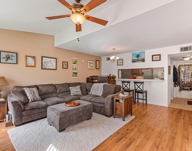 6029 Old Fredericksburg Rd - Photo Thumbnail 15