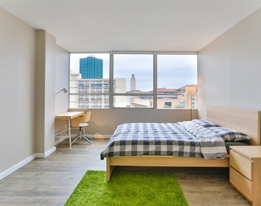 1800 Lavaca St - Photo Thumbnail 5