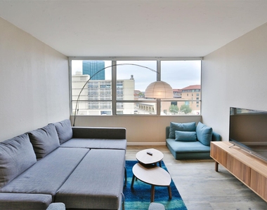 1800 Lavaca St - Photo Thumbnail 1
