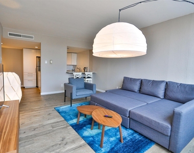 1800 Lavaca St - Photo Thumbnail 7