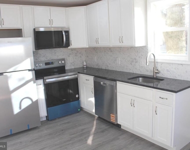 7967 Foster Avenue - Photo Thumbnail 12