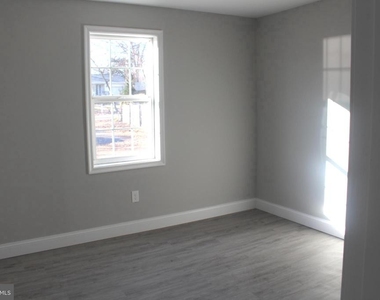 7967 Foster Avenue - Photo Thumbnail 39