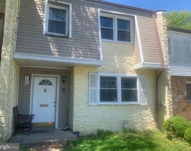 2405 Olden Avenue - Photo Thumbnail 1