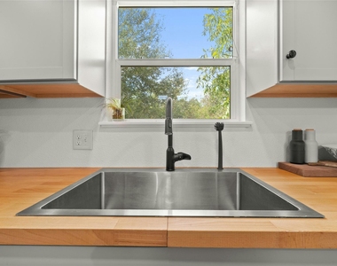 602 Persimmon St - Photo Thumbnail 10