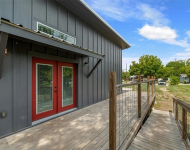 602 Persimmon St - Photo Thumbnail 1