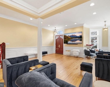 949 S Street Nw - Photo Thumbnail 3