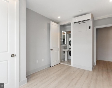 839 Kennedy Street Nw - Photo Thumbnail 13