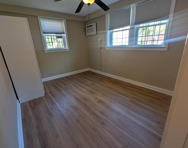 1404 Tuckerman Street Nw - Photo Thumbnail 11