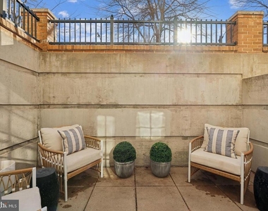 2501 Wisconsin Avenue Nw - Photo Thumbnail 9