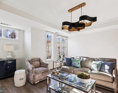2501 Wisconsin Avenue Nw - Photo Thumbnail 3