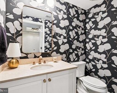 2501 Wisconsin Avenue Nw - Photo Thumbnail 13