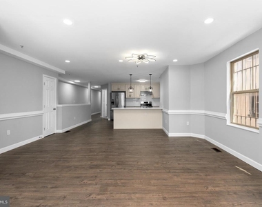 1829 Providence Street Ne - Photo Thumbnail 7