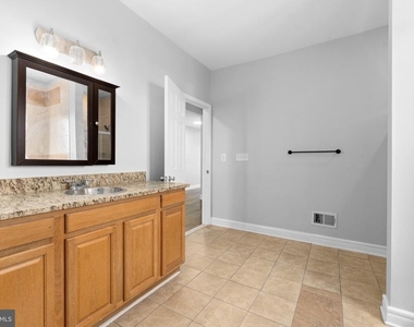 1829 Providence Street Ne - Photo Thumbnail 27