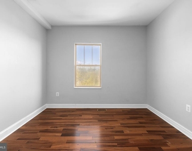 1829 Providence Street Ne - Photo Thumbnail 23