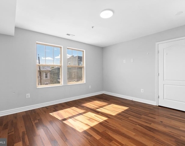 1829 Providence Street Ne - Photo Thumbnail 13