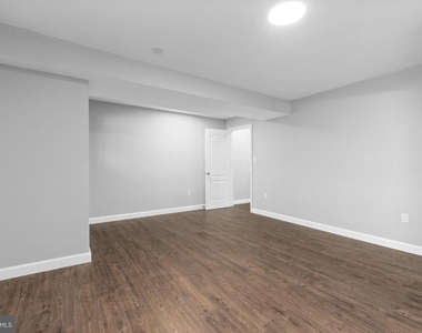 1829 Providence Street Ne - Photo Thumbnail 24