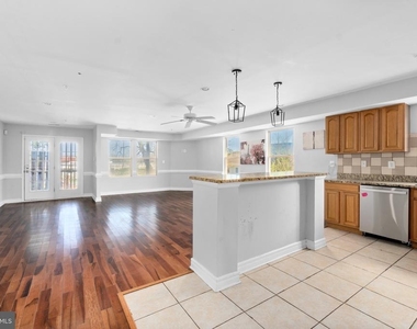 1829 Providence Street Ne - Photo Thumbnail 1