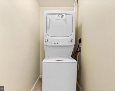 1829 Providence Street Ne - Photo Thumbnail 13