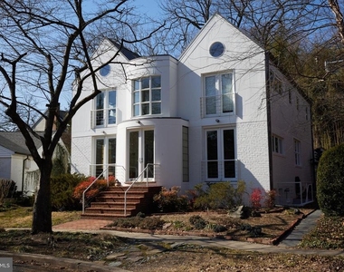 4527 Q Place Nw - Photo Thumbnail 3