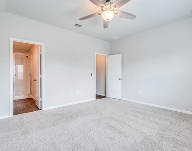 217 Yoakum St - Photo Thumbnail 12