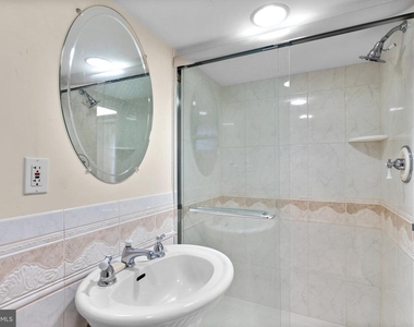 3247 38th Street Nw - Photo Thumbnail 22