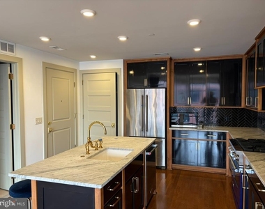 1301 H Street Ne - Photo Thumbnail 1