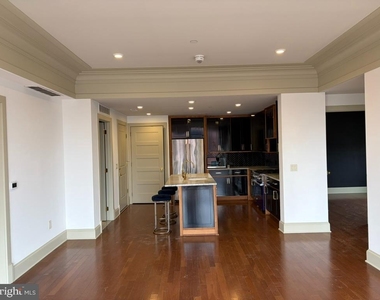 1301 H Street Ne - Photo Thumbnail 4