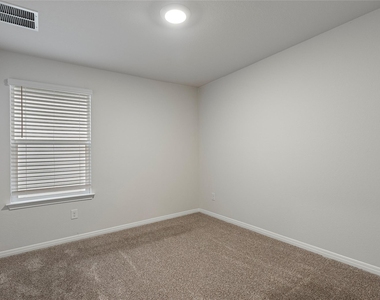 176 Texas Palmetto Cir - Photo Thumbnail 8