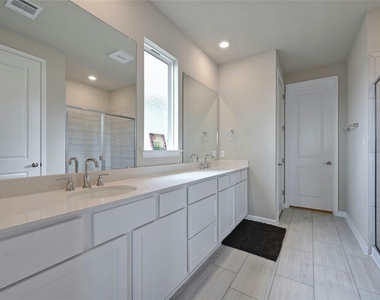 12603 Purple Prairie Ln - Photo Thumbnail 14