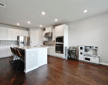 12603 Purple Prairie Ln - Photo Thumbnail 9