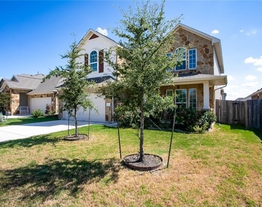 8049 Arezzo Dr - Photo Thumbnail 2