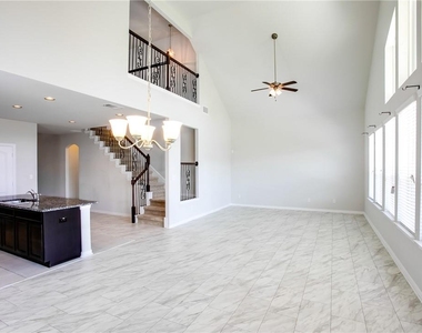 8049 Arezzo Dr - Photo Thumbnail 14