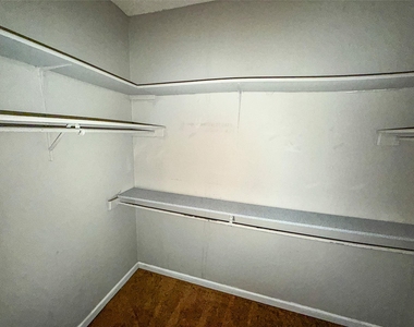 5313 Indio Dr - Photo Thumbnail 13
