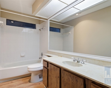 2616 Chowan Cv - Photo Thumbnail 23