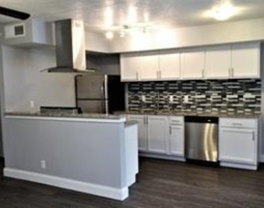 6509 Berkman Dr - Photo Thumbnail 3