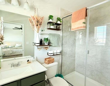 17919 Giglio Way - Photo Thumbnail 6