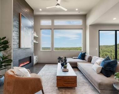 10800 Superview Dr - Photo Thumbnail 2