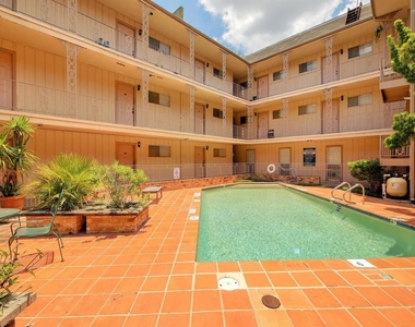 4539 Guadalupe St - Photo Thumbnail 27