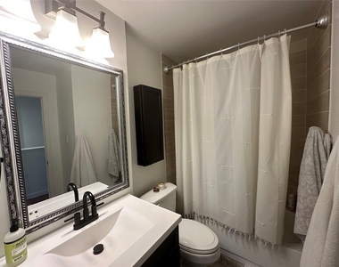 2215 Post Rd - Photo Thumbnail 9